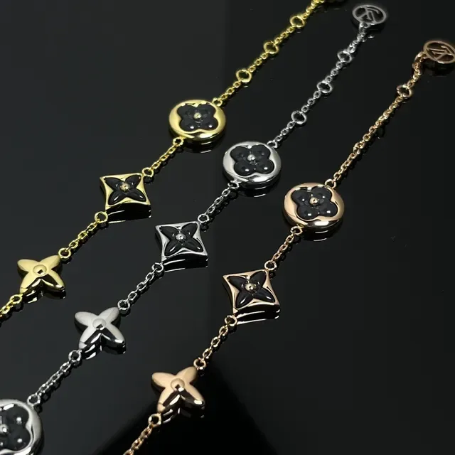 Collier Louis Vuitton Noir et Or Motif Floral Inlay Émail 4