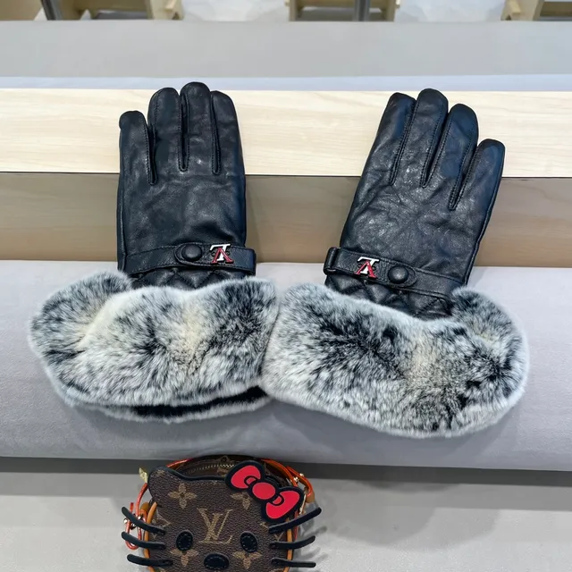 Louis Vuitton काली ग्रे क्विल्टेड फॉक्स फर कफ लेदर ग्लोव्स 5