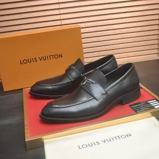 Louis Vuitton কালো চামড়ার পেনি লোফার