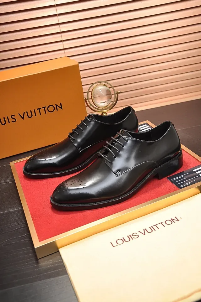 Louis Vuitton Negro Cuero Pulido Brogue Cap-Toe 4