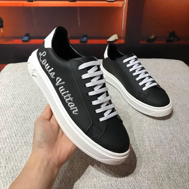 Louis Vuitton Black White Smooth Leather Upper Flat Laces Lifestyle Sneakers 7