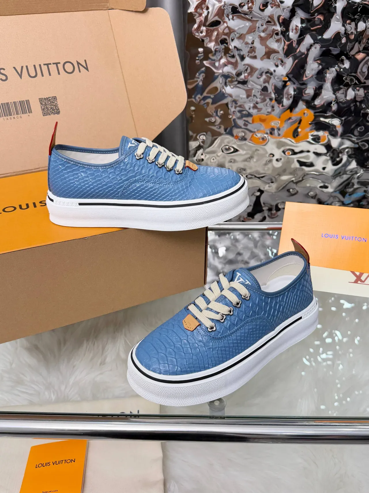 Sneakers Louis Vuitton plateforme bleu Croc-Embossed 3