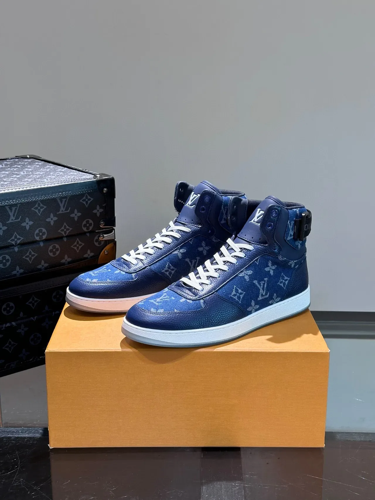 Louis Vuitton Blue White High-Top Monogram Canvas Lifestyle Sneakers 3