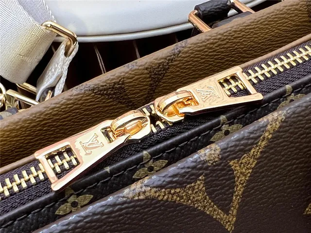 Louis Vuitton marron beige Monogram Canvas Tan Leather Trim Boston Bag 4