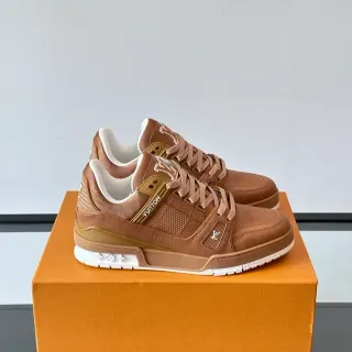 Louis Vuitton Marrón Beige Zapatillas Lifestyle Estructuradas Con Panel de Malla Monogramado Superiores en Capas