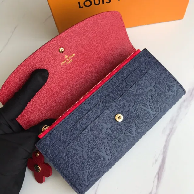 Louis Vuitton Portefeuille Long en Cuir Marron Bleu Monogram Embossé avec Fermeture de Flap 14
