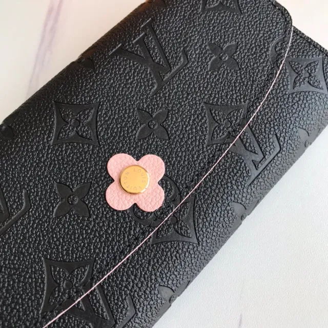 Louis Vuitton Portefeuille Long en Cuir Marron Bleu Monogram Embossé avec Fermeture de Flap 24
