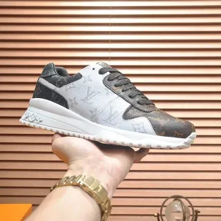 Louis Vuitton Sneakers Lifestyle Marrón Blanco Monogram Canvas Paneles Cuero Mixtos
