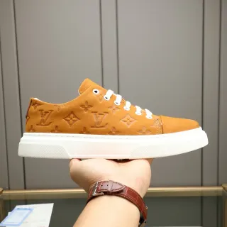 Louis Vuitton Zapatillas Lifestyle de Cuero Monograma Embosado Marrón Blanco Low-Top