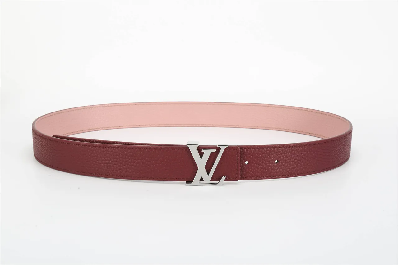 Louis Vuitton বার্গান্ডি বেইজ দানাযুক্ত আন্তঃসংযুক্ত এলভি বাকেল চামড়ার বেল্ট 7