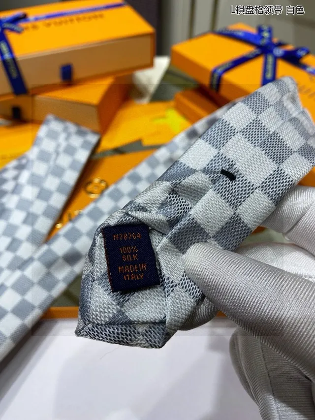 Louis Vuitton Damier Check أبيض رمادي ربطة عنق 9