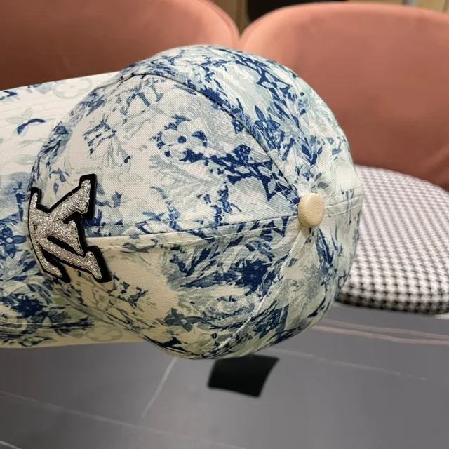 Louis Vuitton Gorra de béisbol con estampado floral monograma 9