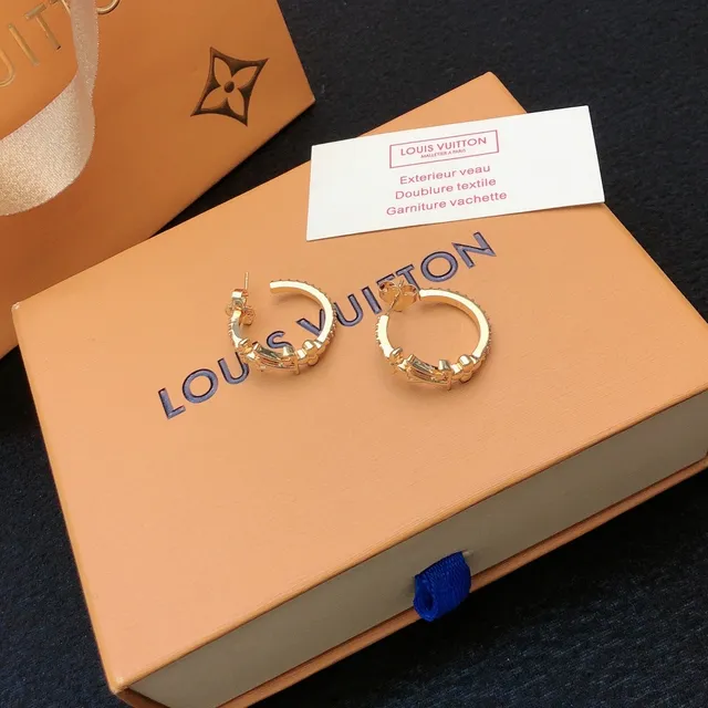 Louis Vuitton motivo floral aretes de aro dorados 4