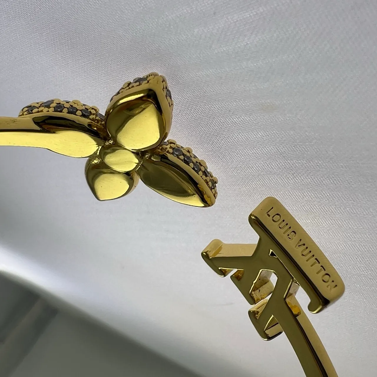 Louis Vuitton ফুল এবং মোনোগ্রাম রিং সোনা রূপা Pavé-Set ফ্লোরাল মোটিফ ওপেন-ব্যান্ড অক্ষর রিং 2