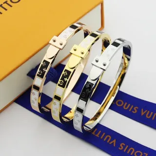 Louis Vuitton سوار ذهبي أسود هنجد بانج إنليه مينا