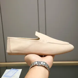 Louis Vuitton Mocassins Beige Daim à Enfiler