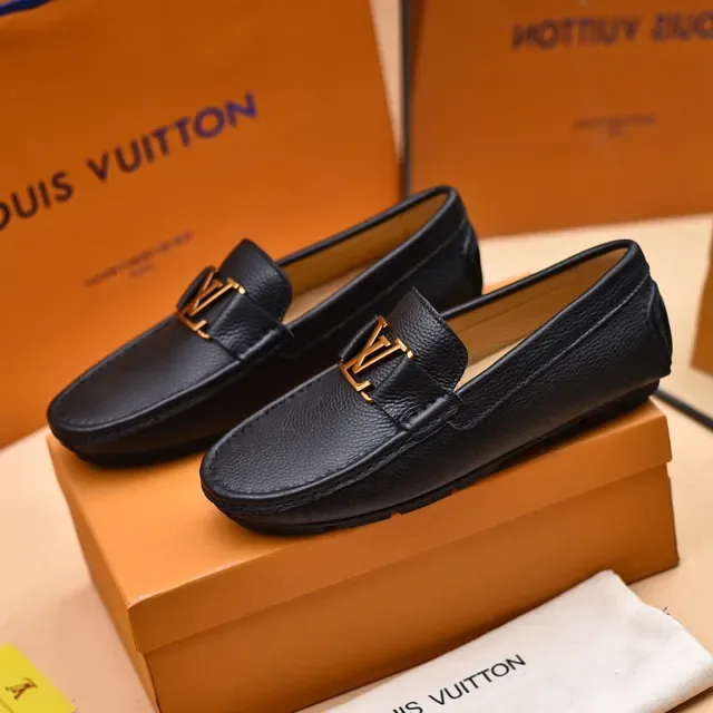 Louis Vuitton Loafer Noir Or Cuir Pébblé Boucle LV 8