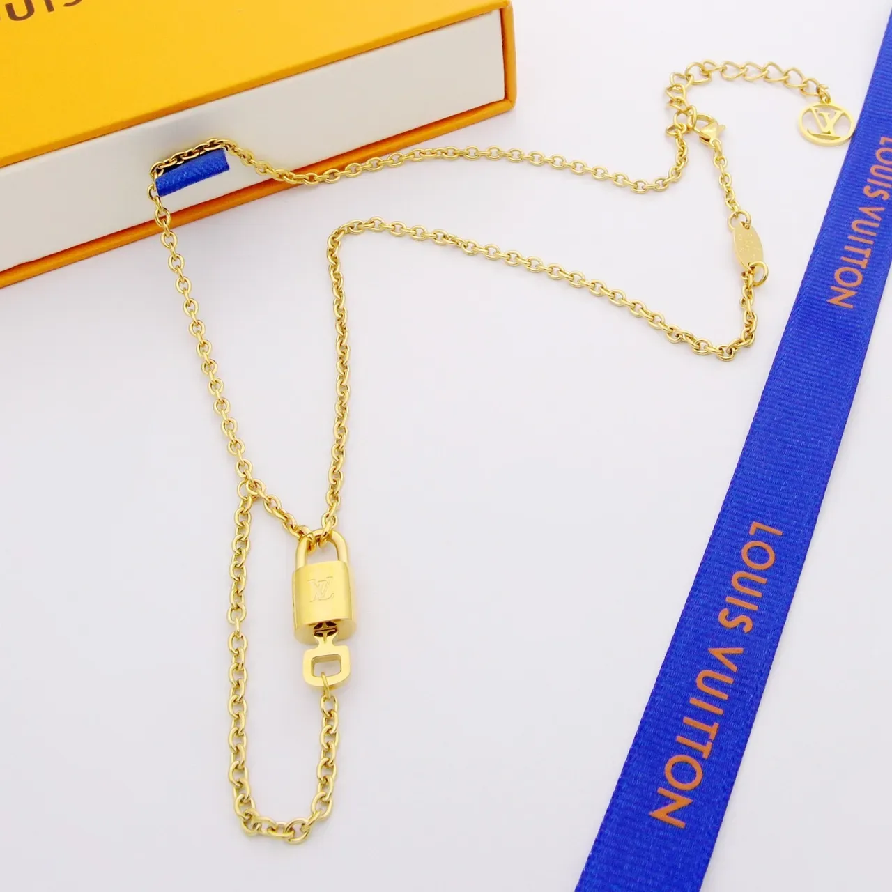 Louis Vuitton Lock It Gold-Tone Padlock Necklace 4