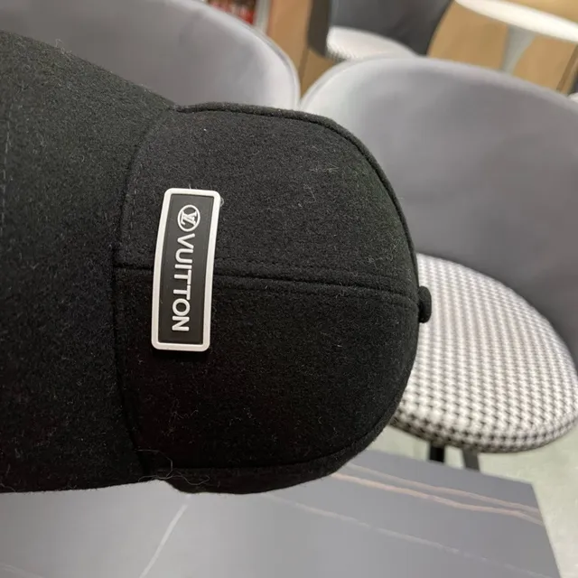 Louis Vuitton boné de beisebol de lã com patch de logo 10