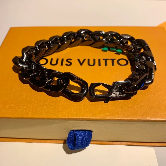 Louis Vuitton LV Chain Bracelet Black Green Chunky Curb-Link Enamel Monogram Bracelet 5