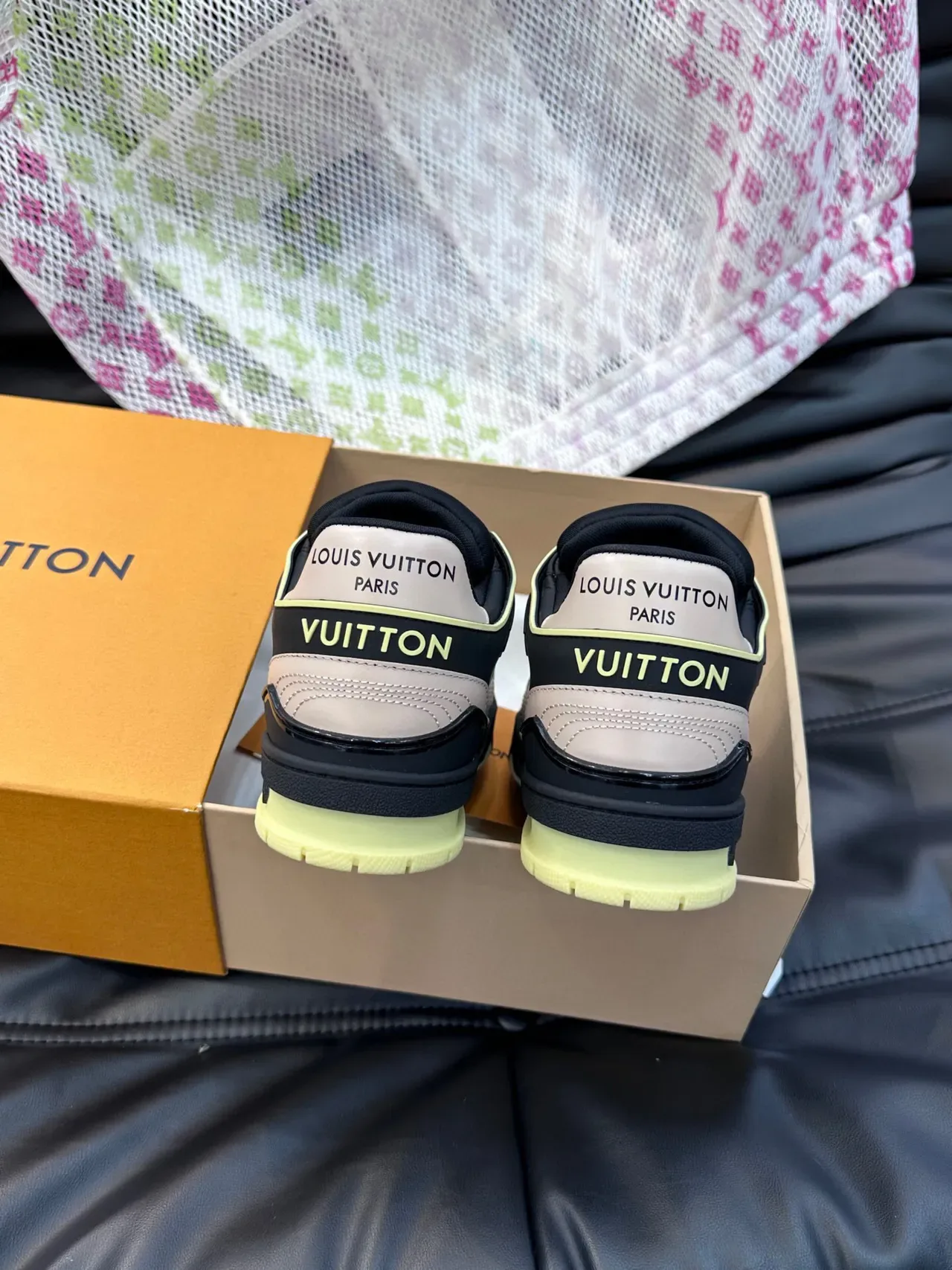 Louis Vuitton LV Trainer Sneakers Lifestyle Noir Beige Low-Top Matériau Mixte 5