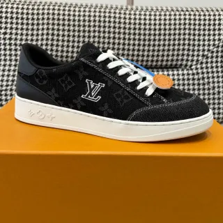 Louis Vuitton LV Trainer Negro Blanco Monogramado Textil Superior Bordado Logo Sneakers Lifestyle