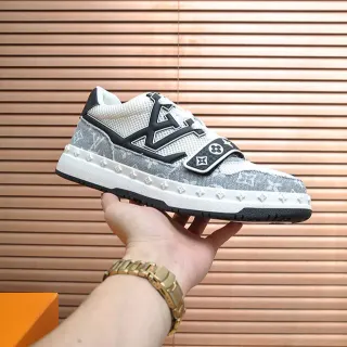 Louis Vuitton LV Trainer Cinza Preto Monograma Canvas Oversized Logo Lifestyle Sneakers