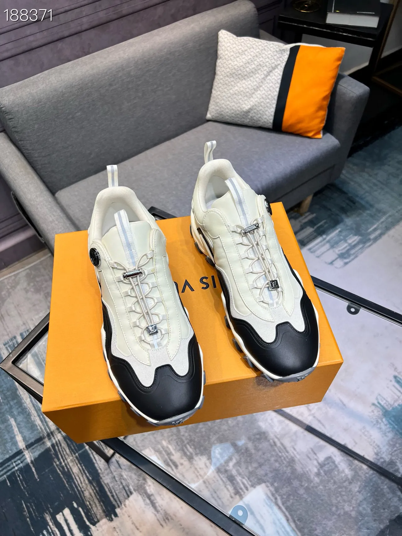 Louis Vuitton LV Trainer Blanc Semelle Noire Sculpted Wave Midsole Chaussures Chunky 7