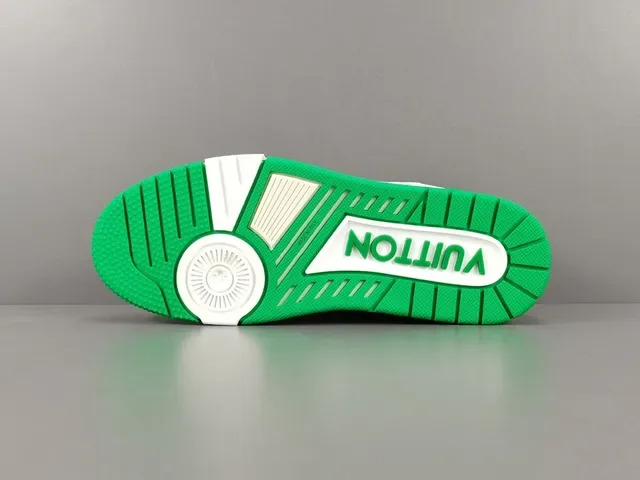 Louis Vuitton LV Trainer Tênis Lifestyle Branco Verde Couro Superior Costuras Contrastantes E Acentos 13