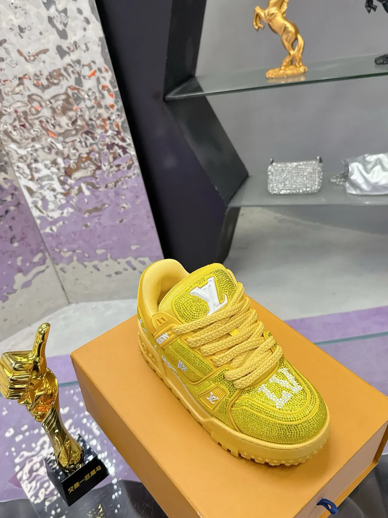 Louis Vuitton LV Trainer 黄色白色 水晶-镶嵌 网状绳-系带 生活方式运动鞋 6