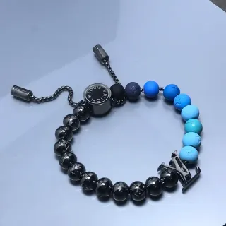 Louis Vuitton Monogram Beads سوار أسود أزرق