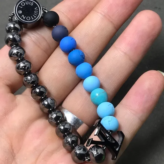 Louis Vuitton Monogram Beads سوار أسود أزرق 2