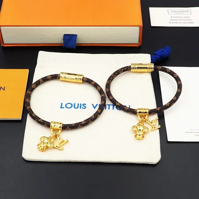 Pulsera Louis Vuitton Monogram Cordón Marrón Oro Trenzada Broche Cilíndrico 10