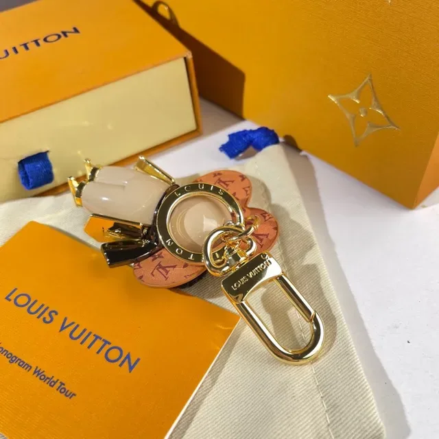 Louis Vuitton Monogram Flower Charm Bolsa Marrón Negro Lona 2