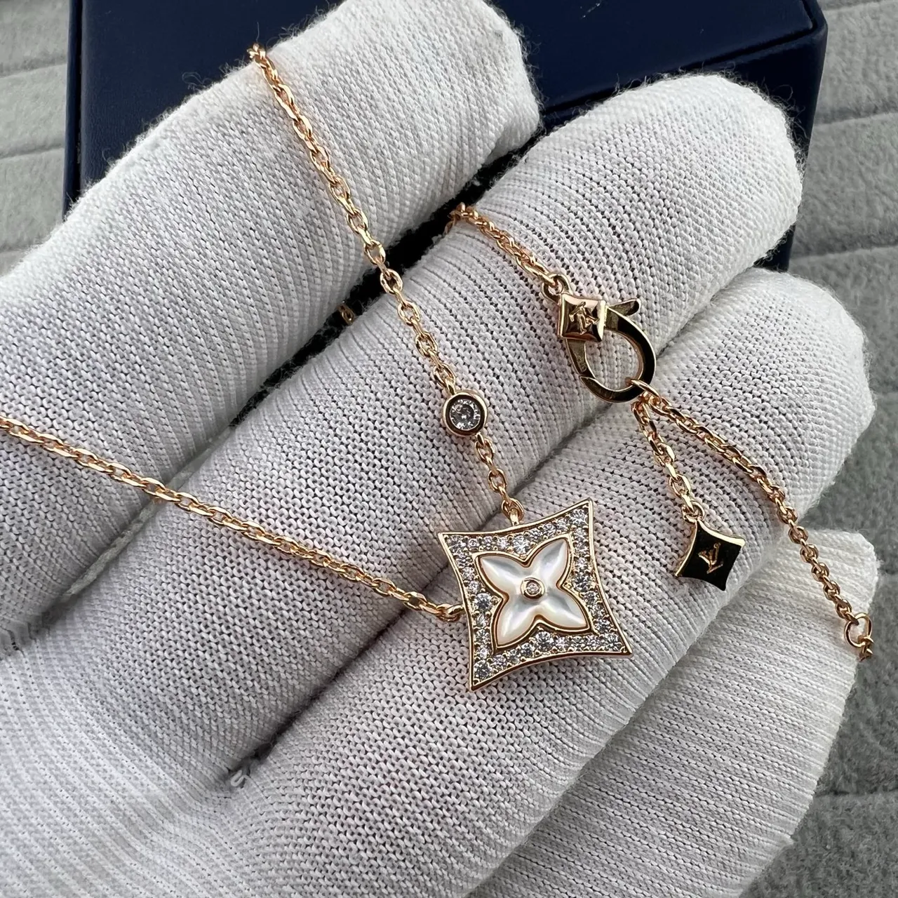 Louis Vuitton Monogram Flower Gold Green Chain Square Pendant Necklace 5