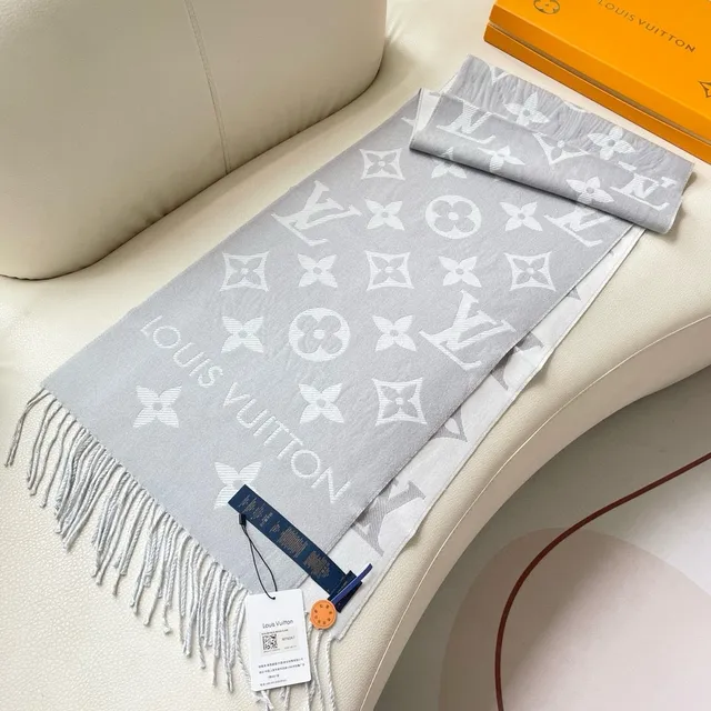 Louis Vuitton Monogram ग्रे सफेद फ्रिंज Cashmere स्कार्फ 7