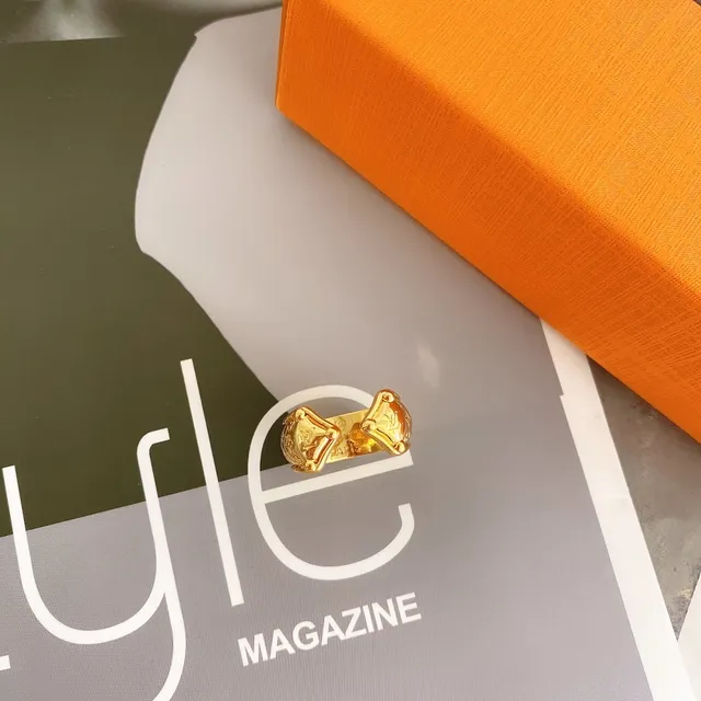 Louis Vuitton Monogram Ring Gold Open-Adjustable Ring 4