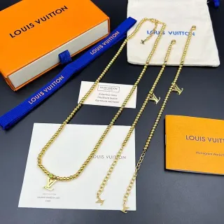 Colar Louis Vuitton Monogram World Tour Corrente de Bolas Dourado Verde com Charm LV