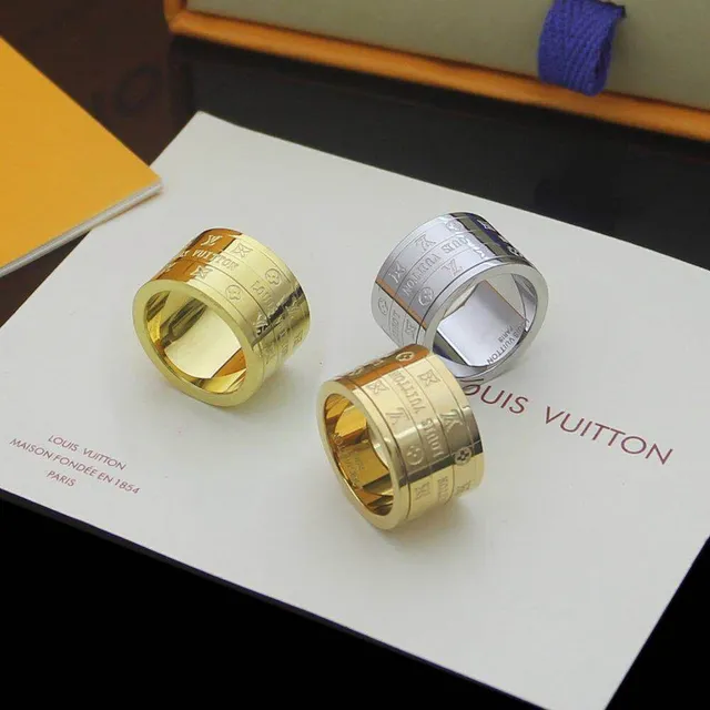 Louis Vuitton Monogram Turnê Mundial anéis gravados de banda larga 9