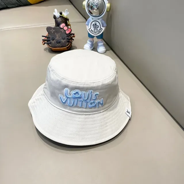 Louis Vuitton Boné Bucket Multicor Impressão Monogram 3