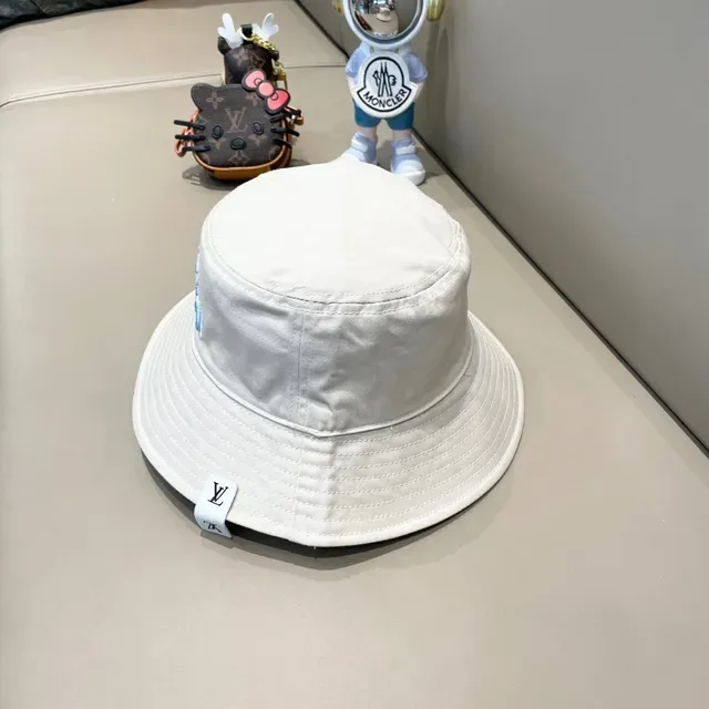 Louis Vuitton Boné Bucket Multicor Impressão Monogram 4