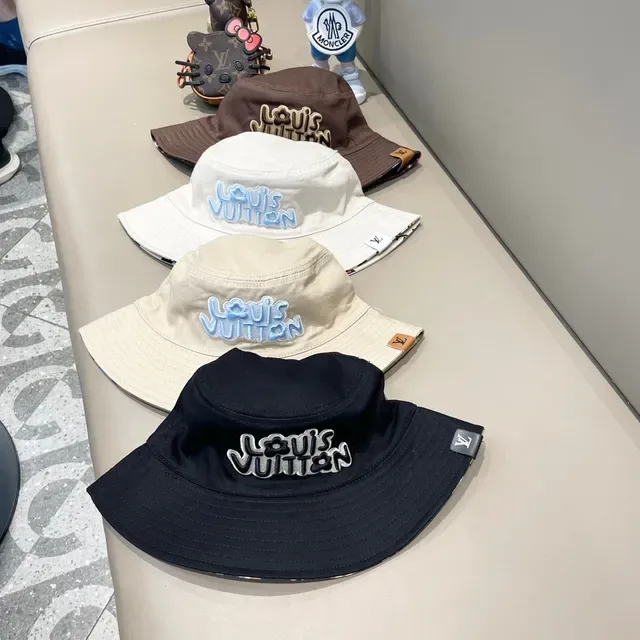 Louis Vuitton Boné Bucket Multicor Impressão Monogram 6