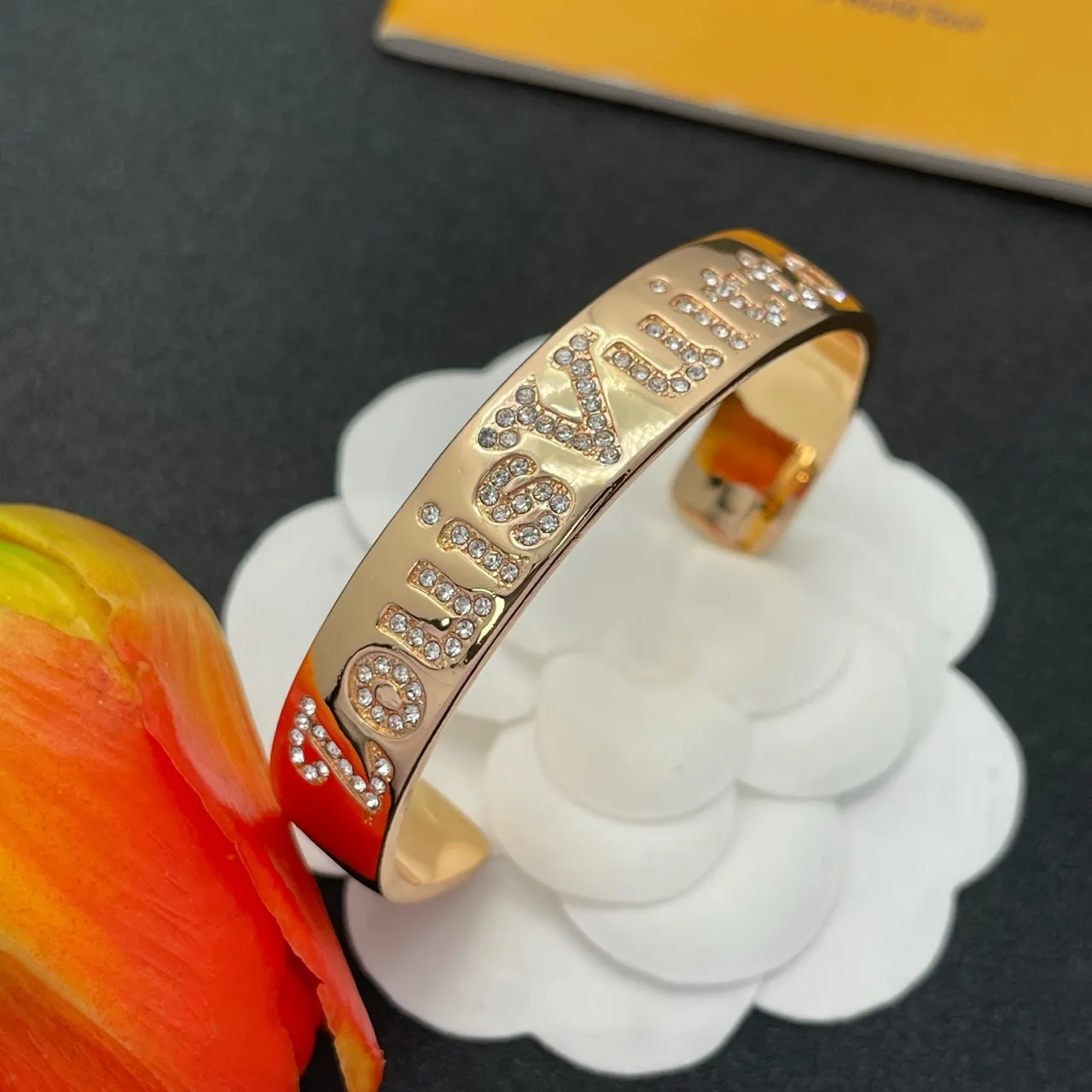 路易威登 Pavé 水晶手链 金白 刻字品牌手链 7