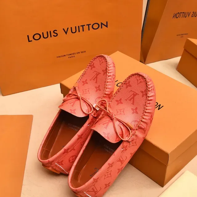 Louis Vuitton গোলাপি বাদামি মনোগ্রাম চামড়া গুঁথা ধনুষ ডিটেল লোফার 3