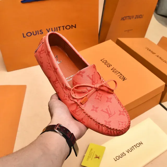 Louis Vuitton গোলাপি বাদামি মনোগ্রাম চামড়া গুঁথা ধনুষ ডিটেল লোফার 6