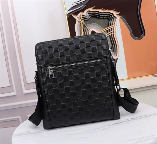 Louis Vuitton Run Away حقيبة كروس بودي أسود مبطن نسيج سلة 6
