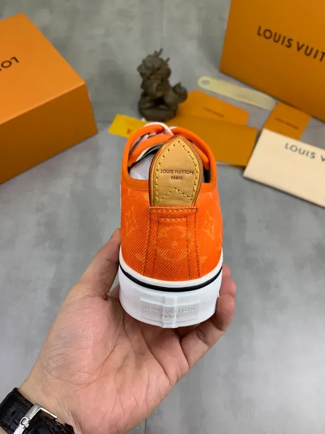 Louis Vuitton Run Away Orange Blanc Monogram Toile Lacets en Corde Lifestyle Sneakers 3