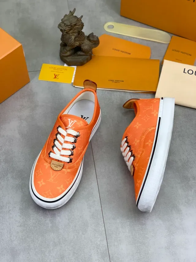 Louis Vuitton Run Away Orange Blanc Monogram Toile Lacets en Corde Lifestyle Sneakers 5