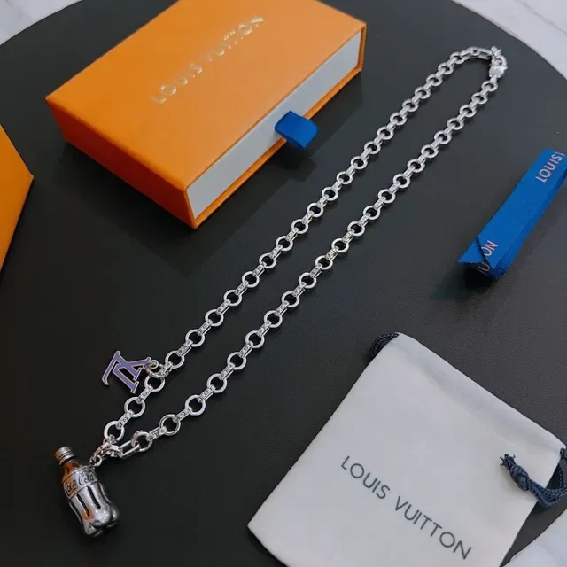Louis Vuitton Silver Purple Chain Diamond-Accented Links Necklace 5