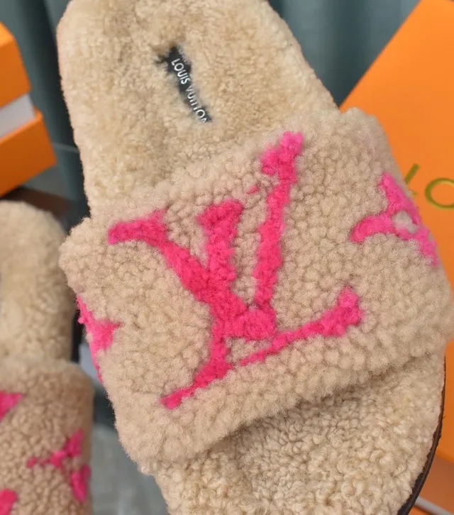 Louis Vuitton Slide Beige Pink Shearling Upper Embroidered Monogram Slippers 8
